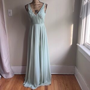 Brideside green V-Neck bridesmaid dress color 536 size 0